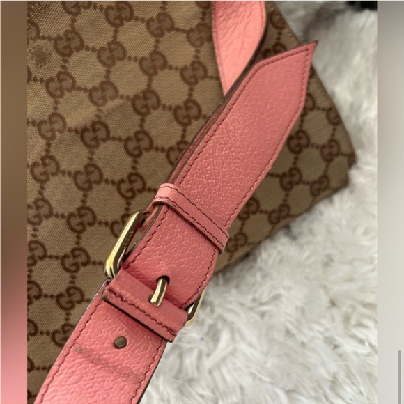 SOLD Authentic Gucci GG Monogram Eclipse Crossbody Bag with Pink Strap - Picture 6 of 8